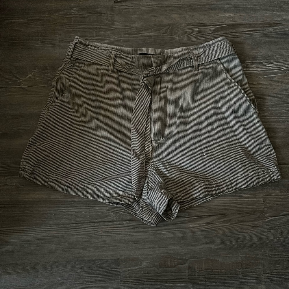 abercrombie shorts size m